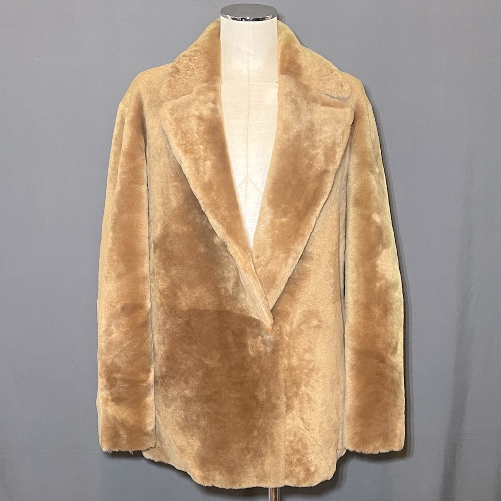 Vince Genuine Shearling Coat In Hazel